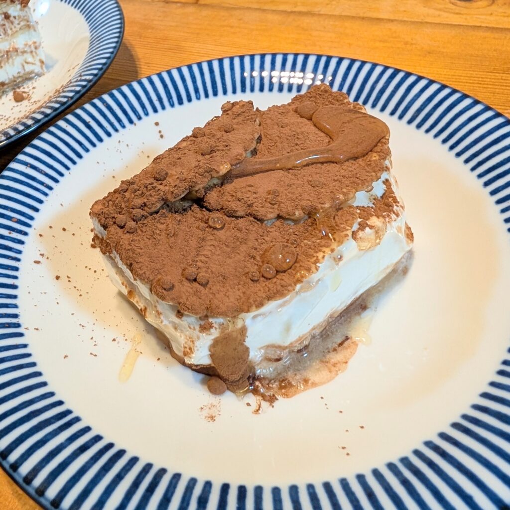 ヨーグルトチーズケーキ風ティラミス