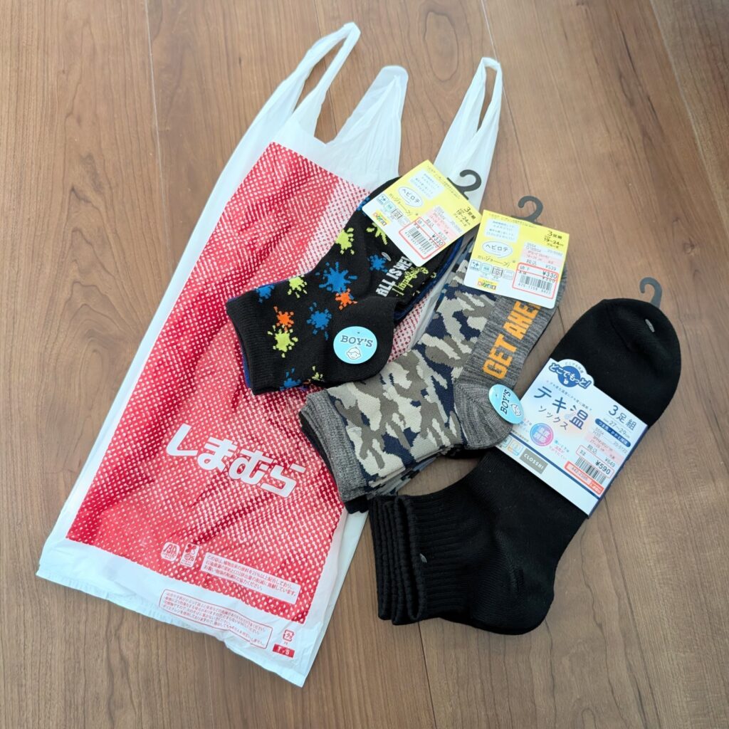 しまむら購入品 子供用靴下 大人用靴下