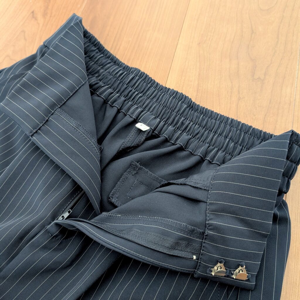 ストライプ柄スカート、ウエストゴム、ジッパー