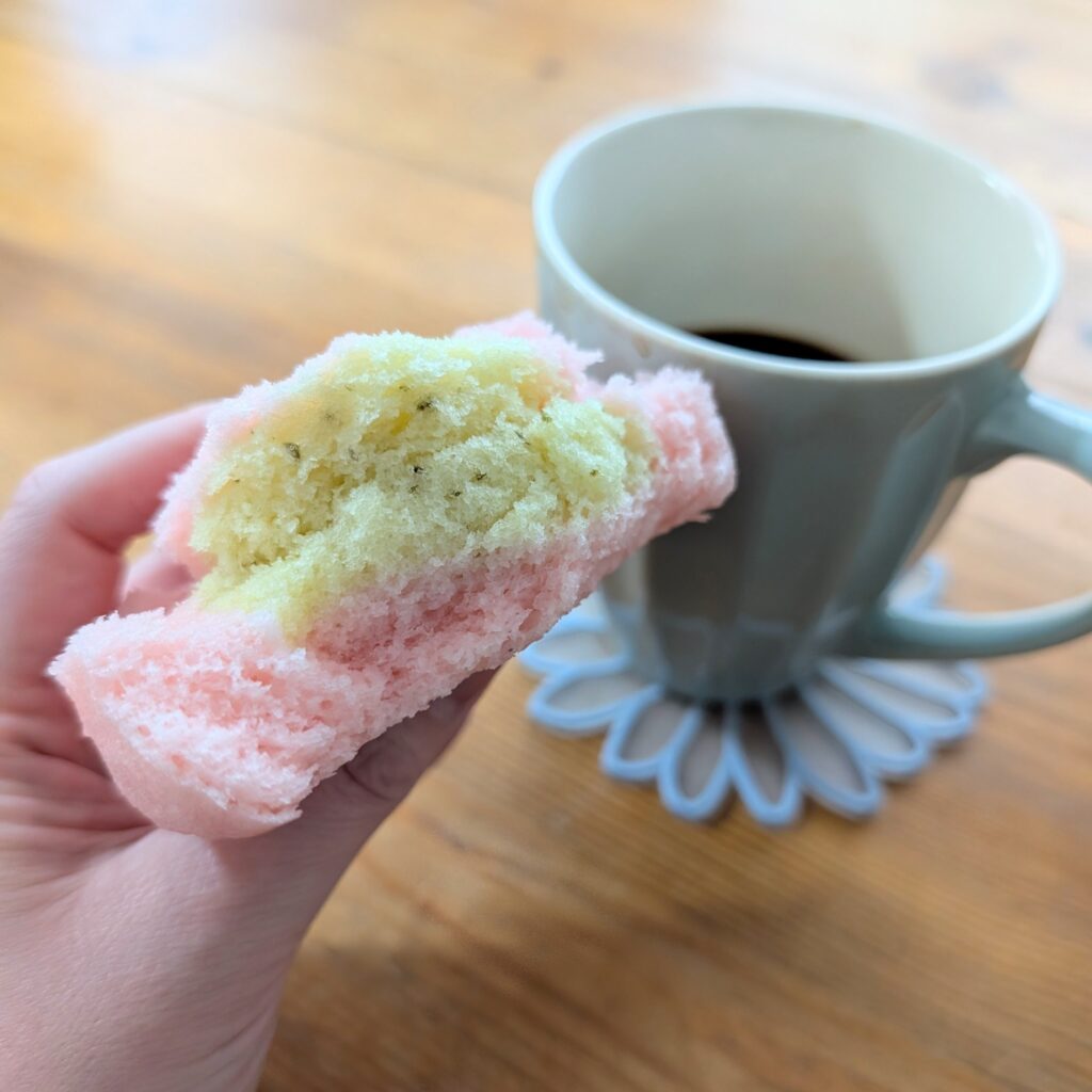 蒸しまん 桜風味 コーヒーと