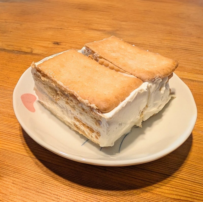 ヨーグルトチーズケーキ サブレサンド
