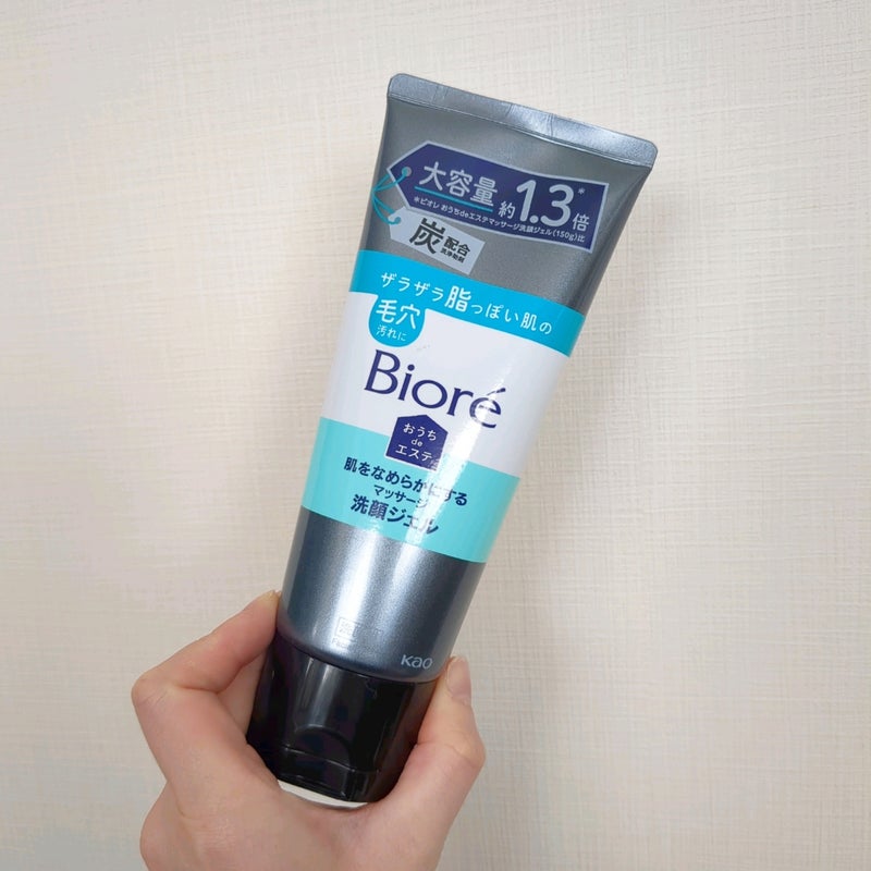 ビオレ おうちdeエステ炭配合洗顔ジェル