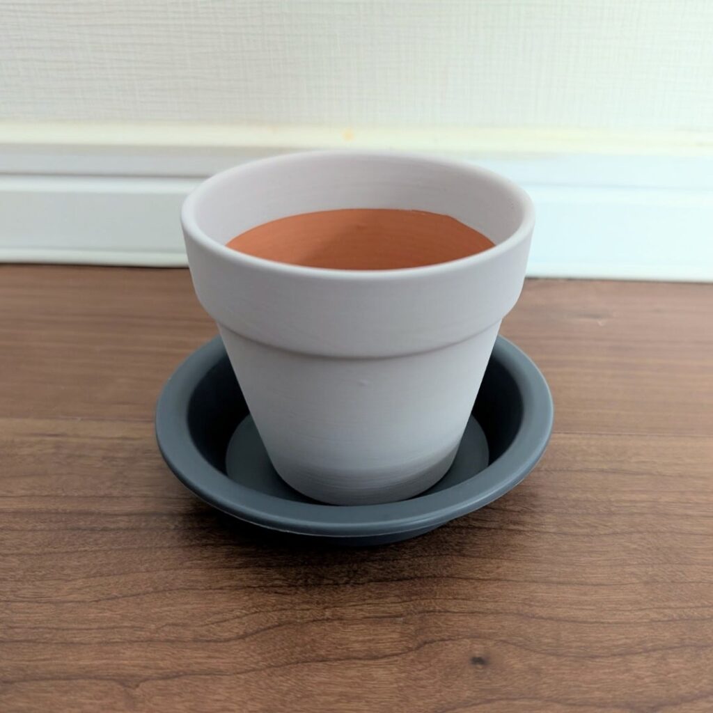ダイソーの素焼き鉢と皿、コーヒーかす消臭ポットDIY