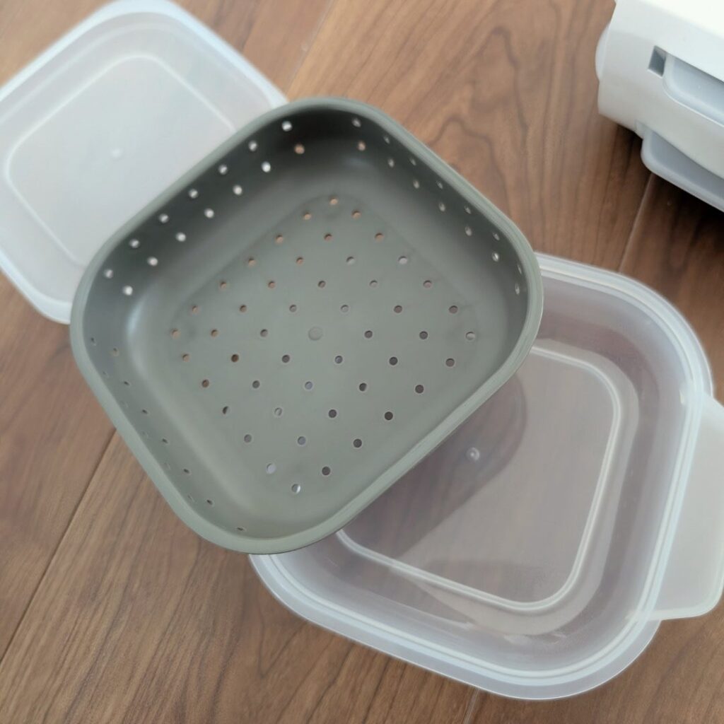 スリコ ごはん保存容器 すのこ付き