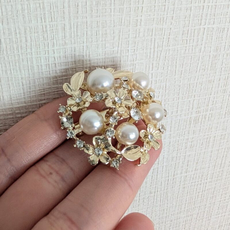 しまむら購入品 パールブローチ