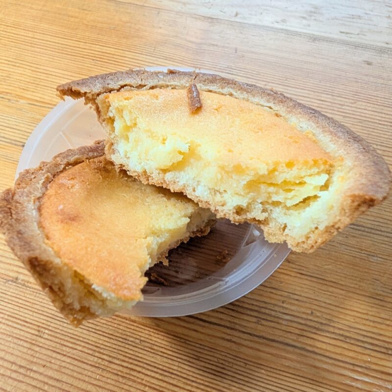 ベイクドチーズタルト
