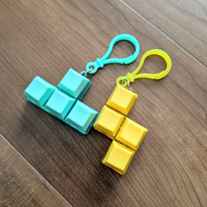 ダイソー カラーブロックキーホルダー
