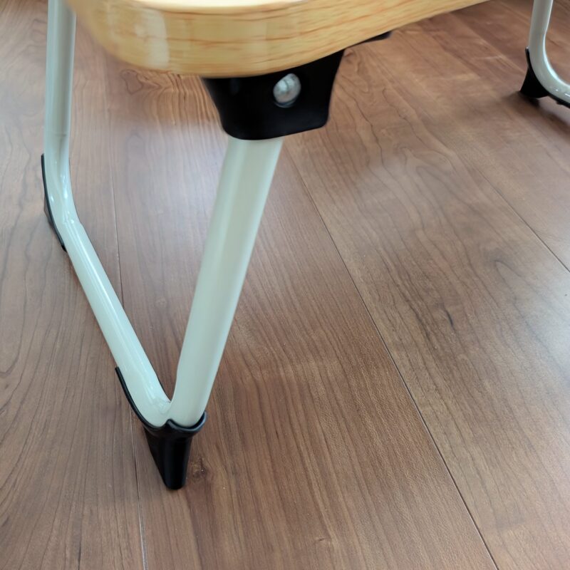 ダイソー 折り畳み簡易デスク