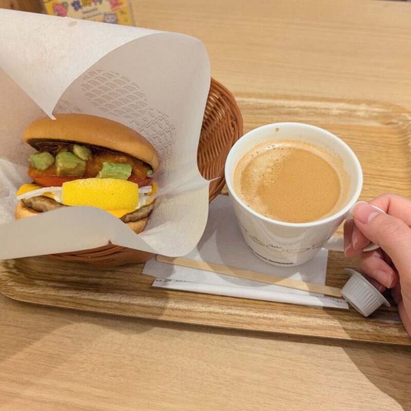 モス アボカドタコスバーガー